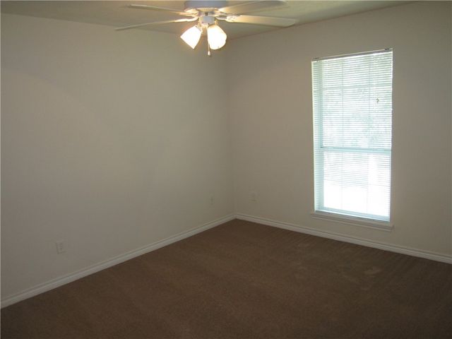 306 Fairway Drive, Bryan, TX 77801