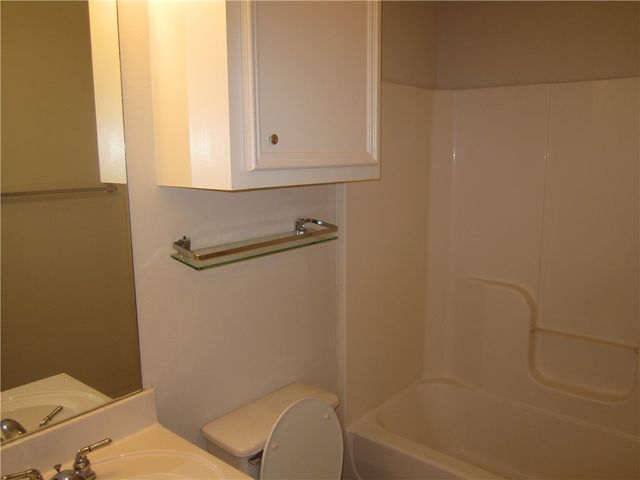 306 Fairway Drive, Bryan, TX 77801