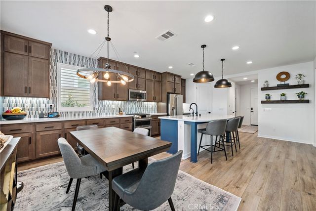 32230 Penstemon Way, Temecula, CA 92591
