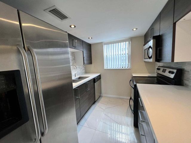 1900 N Congress Avenue 403, West Palm Beach, FL 33401