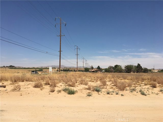 19575 Bear Valley Rd., Apple Valley, CA 92307