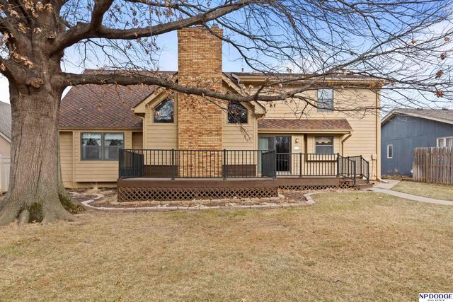 16231 Wright Circle, Omaha, NE 68130