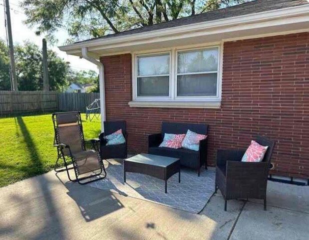 5607 N Argyle AVENUE, Glendale, WI 53209