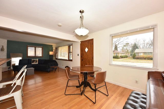 5607 N Argyle AVENUE, Glendale, WI 53209