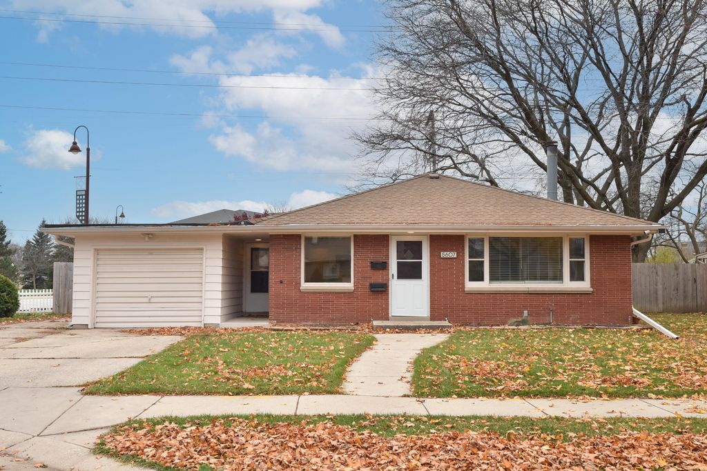 5607 N Argyle AVENUE, Glendale, WI 53209