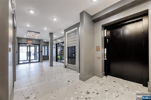 192 Livingston Street 302, Northvale, NJ 07647