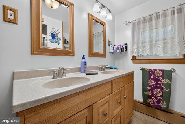265 QUARRY RD, Ottsville, PA 18942