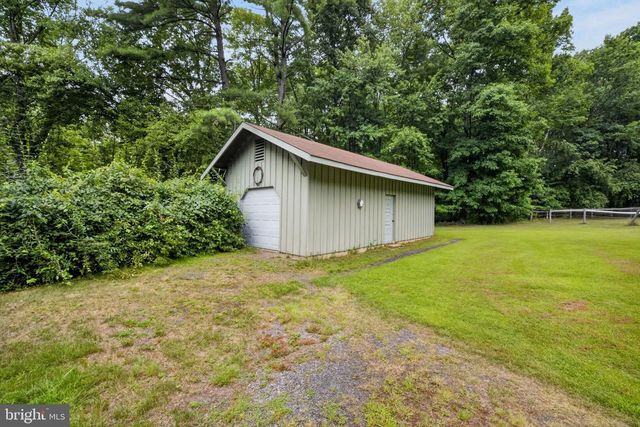 265 QUARRY RD, Ottsville, PA 18942