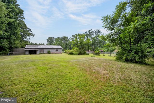 265 QUARRY RD, Ottsville, PA 18942