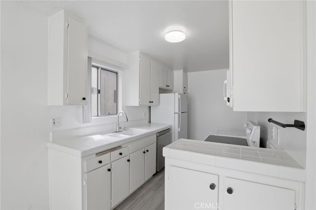 5400 Lindley Avenue 121, Encino, CA 91316