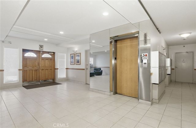 5400 Lindley Avenue 121, Encino, CA 91316