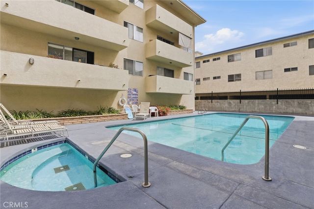 5400 Lindley Avenue 121, Encino, CA 91316