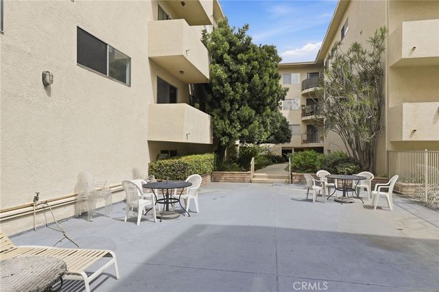 5400 Lindley Avenue 121, Encino, CA 91316
