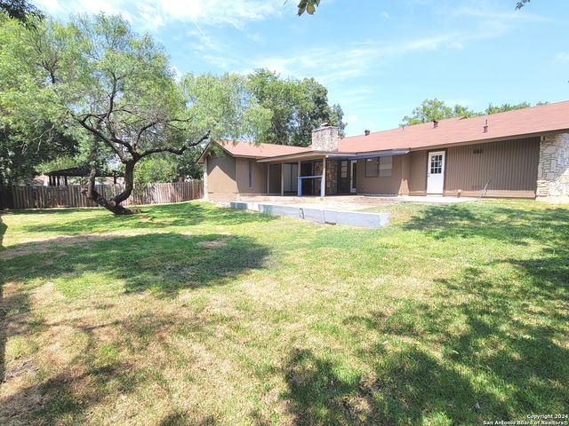 13711 Briarmeadow St, San Antonio, TX 78217