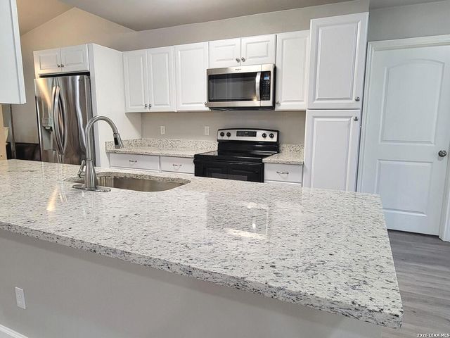 13711 Briarmeadow St, San Antonio, TX 78217