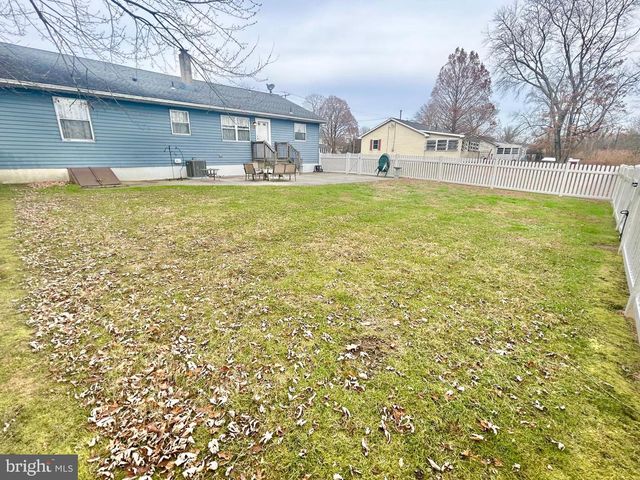 298 N HOOK RD, Pennsville, NJ 08070