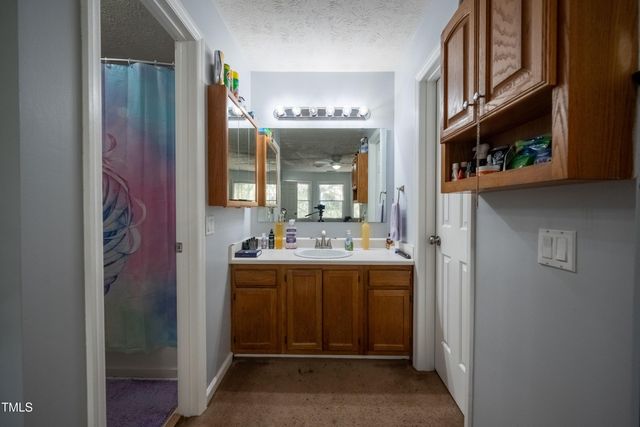 521 Offing Drive, Fayetteville, NC 28314