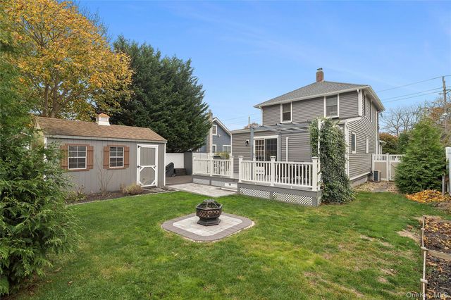 31 Roosevelt Avenue, Sayville, NY 11782