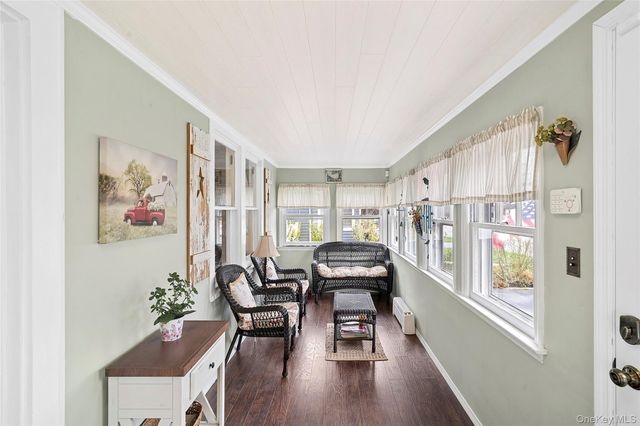 31 Roosevelt Avenue, Sayville, NY 11782