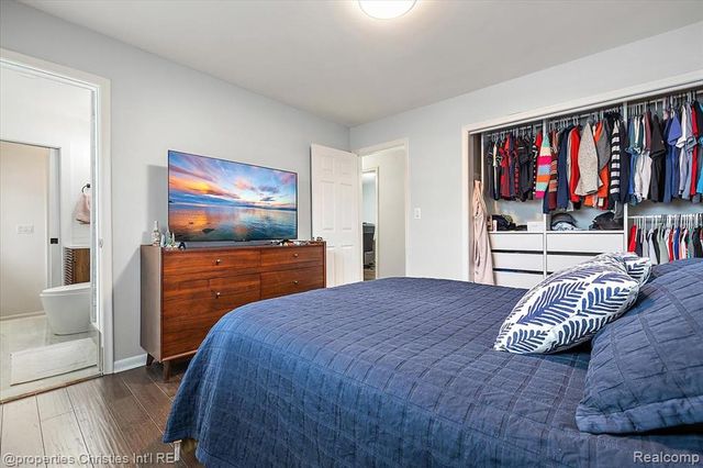 37674 Andrew Drive, Sterling Heights, MI 48312