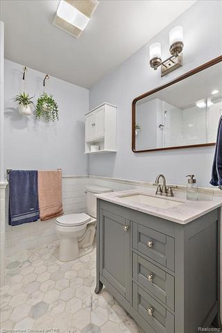 37674 Andrew Drive, Sterling Heights, MI 48312