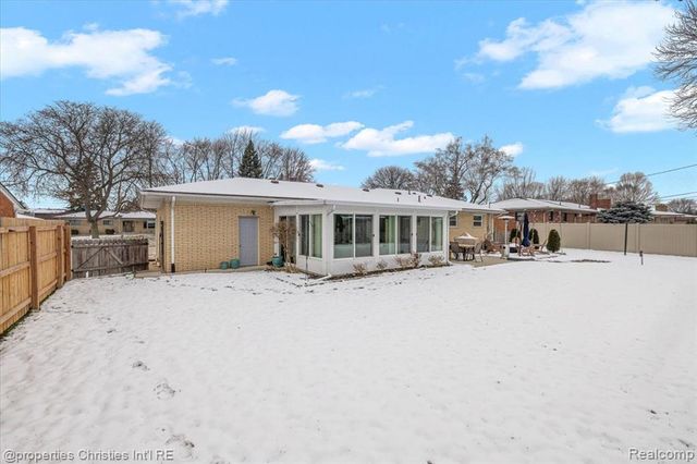 37674 Andrew Drive, Sterling Heights, MI 48312