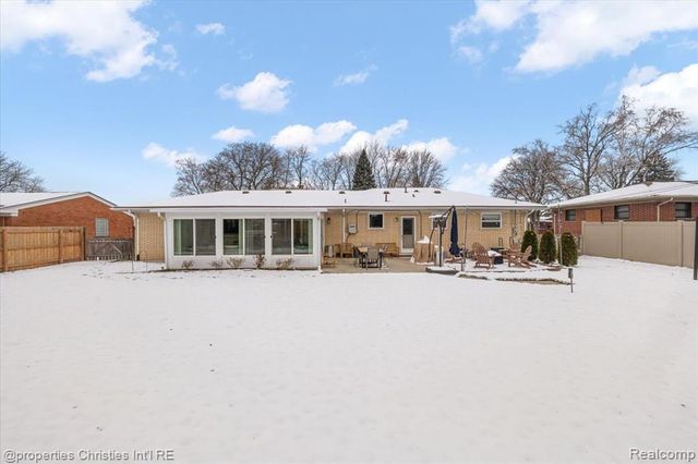 37674 Andrew Drive, Sterling Heights, MI 48312