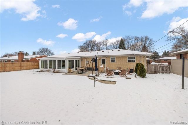 37674 Andrew Drive, Sterling Heights, MI 48312