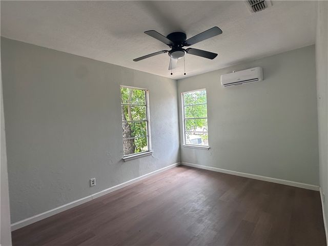 4533 Bluebelle, Corpus Christi, TX 78416