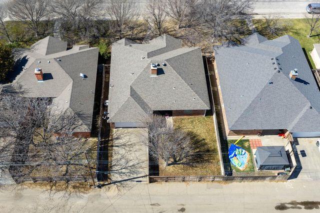 5721 FOXCROFT Drive, Amarillo, TX 79109