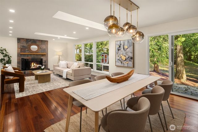 2310 216th Avenue SE, Sammamish, WA 98075