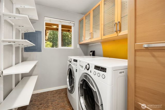 2310 216th Avenue SE, Sammamish, WA 98075