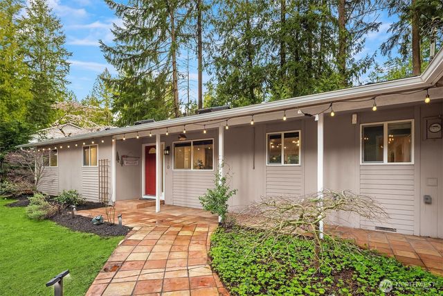 2310 216th Avenue SE, Sammamish, WA 98075