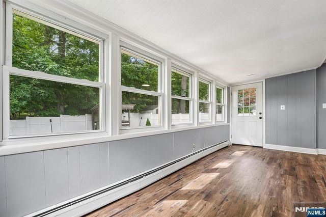 6 Woodlawn Terrace, Randolph Township, NJ 07869