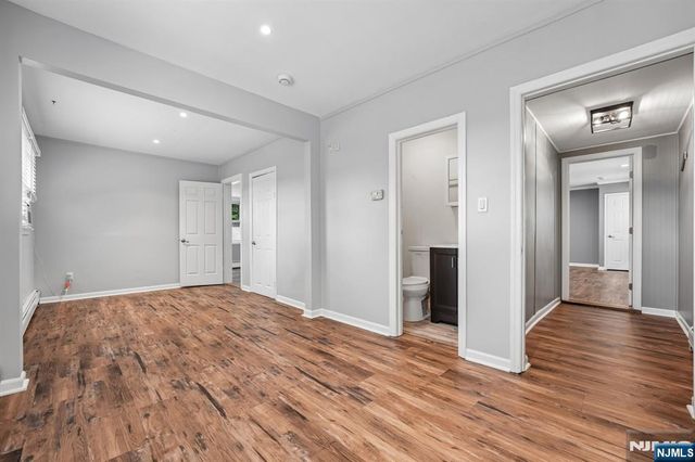6 Woodlawn Terrace, Randolph Township, NJ 07869