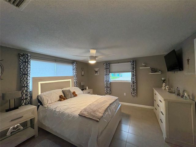 3319 SHAMROCK DRIVE, Venice, FL 34293