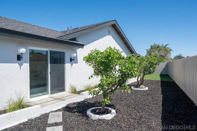 6211 SYRACUSE LANE, San Diego, CA 92122