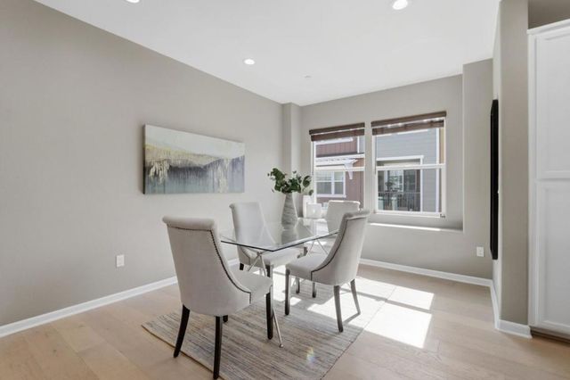 403 S Hummingbird Lane, San Mateo, CA 94402