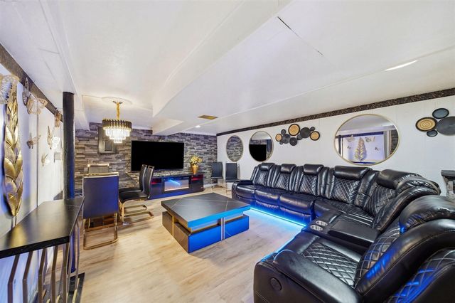 2705 Glendale Road, Jackson, MI 49203