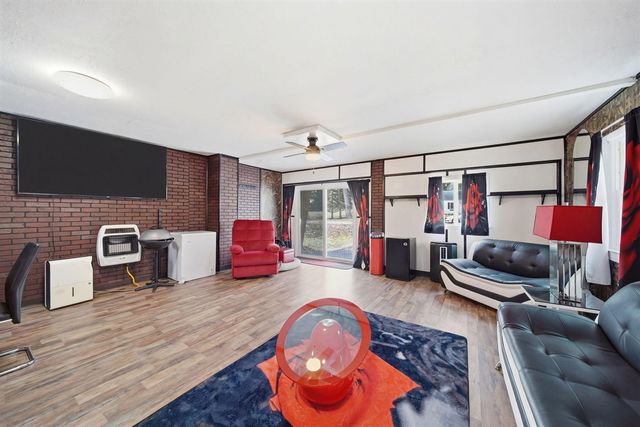 2705 Glendale Road, Jackson, MI 49203