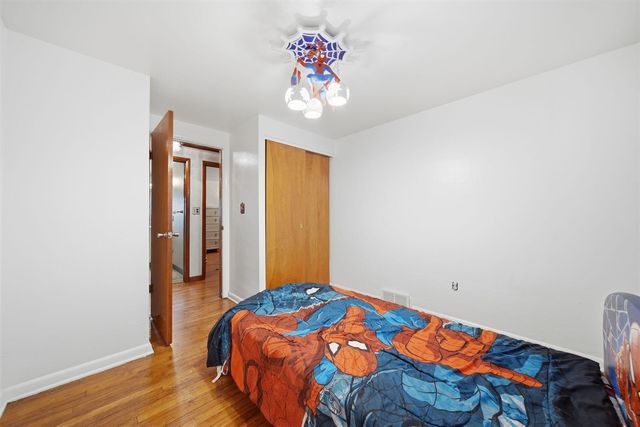 2705 Glendale Road, Jackson, MI 49203