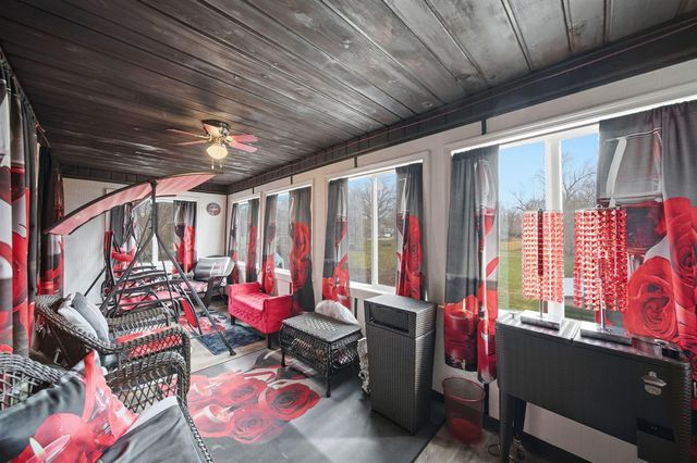 2705 Glendale Road, Jackson, MI 49203