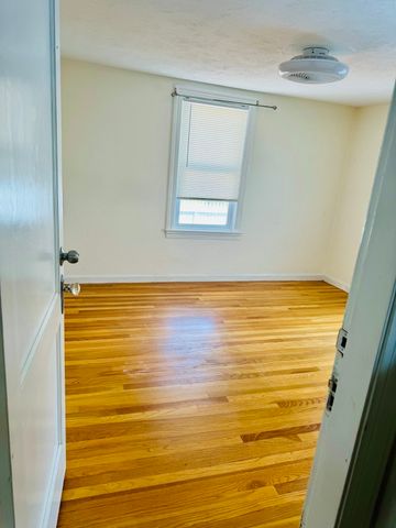 49A Plainfield Ave 1A, Shrewsbury, MA 01545