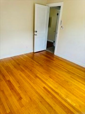 49A Plainfield Ave 1A, Shrewsbury, MA 01545