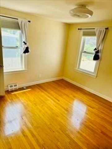 49A Plainfield Ave 1A, Shrewsbury, MA 01545