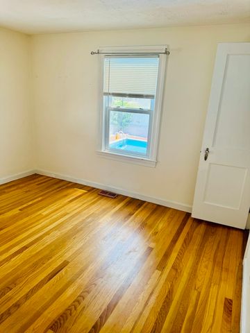 49A Plainfield Ave 1A, Shrewsbury, MA 01545
