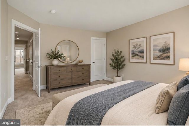 8046 RESERVE WAY, Vienna, VA 22182