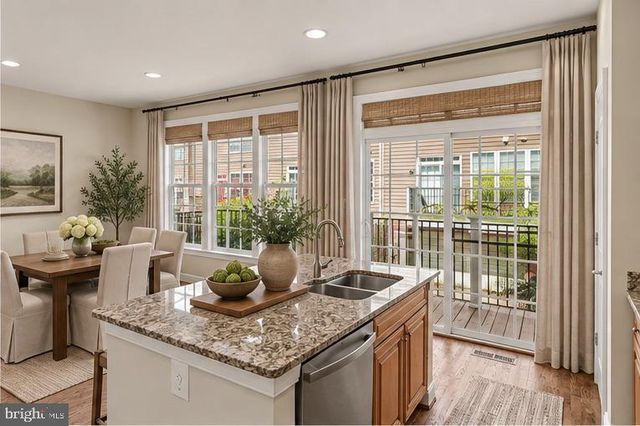 8046 RESERVE WAY, Vienna, VA 22182