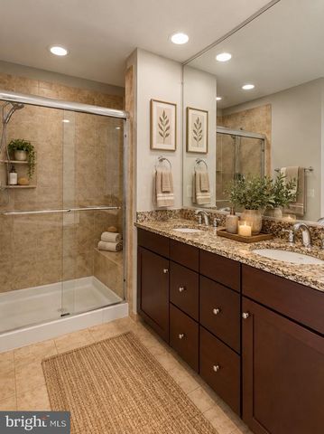 8046 RESERVE WAY, Vienna, VA 22182