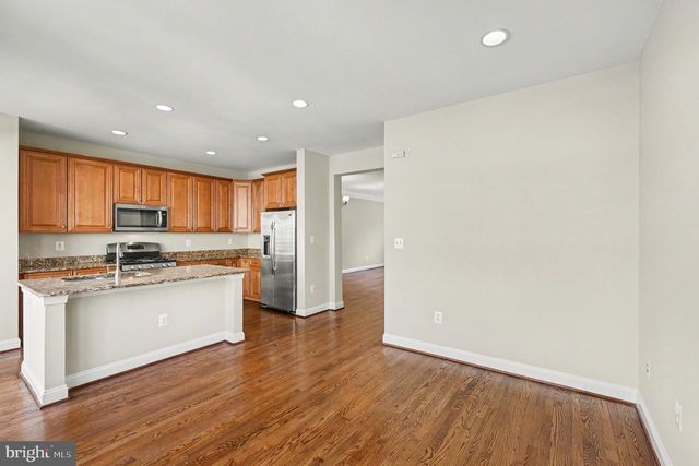 8046 RESERVE WAY, Vienna, VA 22182